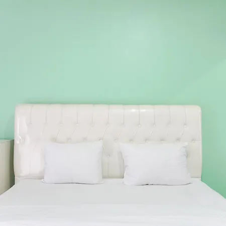 Comfort Living And Homey Studio Signature Park Grande Apartment By Travelio